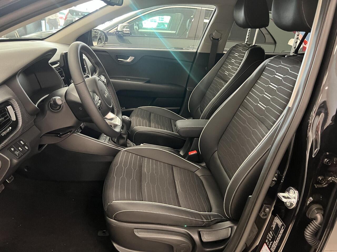 KIA Stonic 1.0 T-GDi MHEV GT-Line ,Geregistreerde voorraad auto, Geheel nieuw, Direct leverbaar.