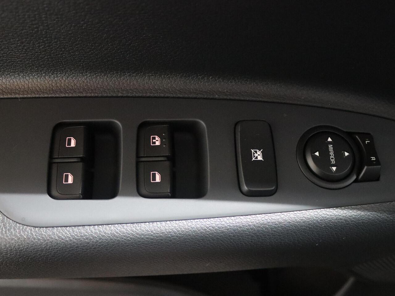 KIA Stonic 1.0 T-GDi MHEV DynamicLine