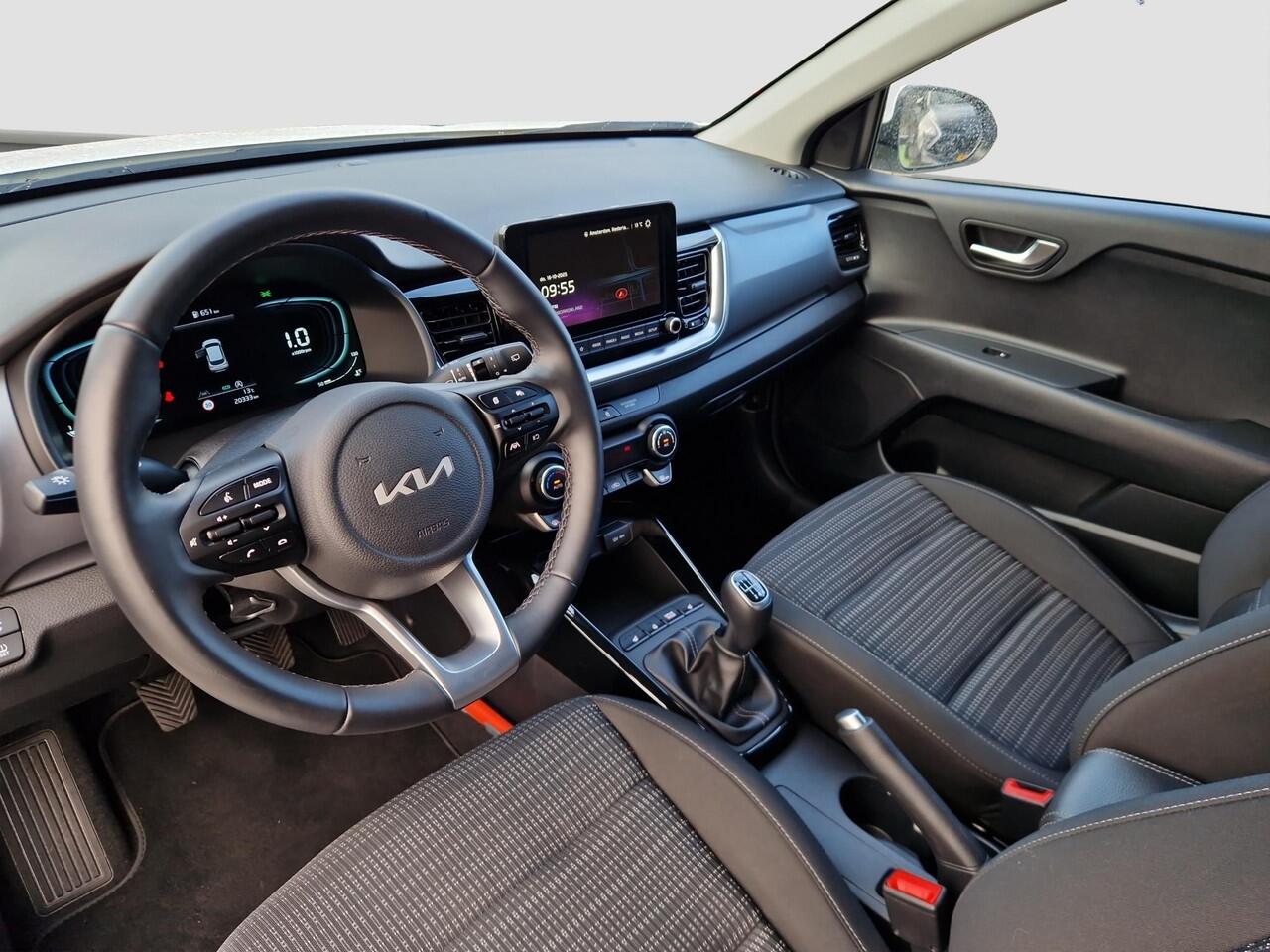 KIA Stonic 1.0 T-GDi MHEV DynamicPlusLine | Stoelverwarming | Key-Less | Regensensor | Clima | Navi |