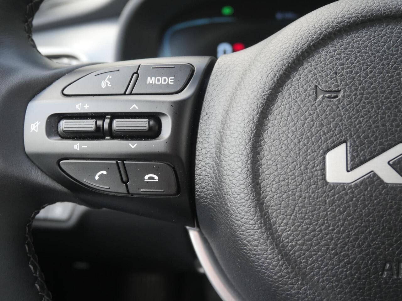 KIA Stonic 1.0 T-GDi MHEV DynamicPlusLine | Cruise | Clima | Camera | Carplay | Navi | Stoel-stuurverwarming |