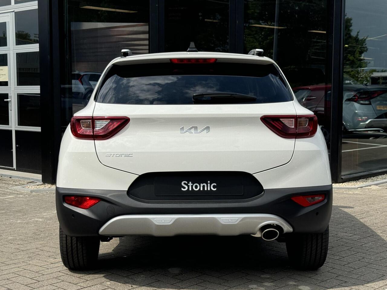 KIA Stonic 1.0 T-GDi MHEV DynamicPlusLine Snel leverbaar | Stoel/Stuurwielverwarming | Keyless | Navigatie | Parkeercamera | Climate control
