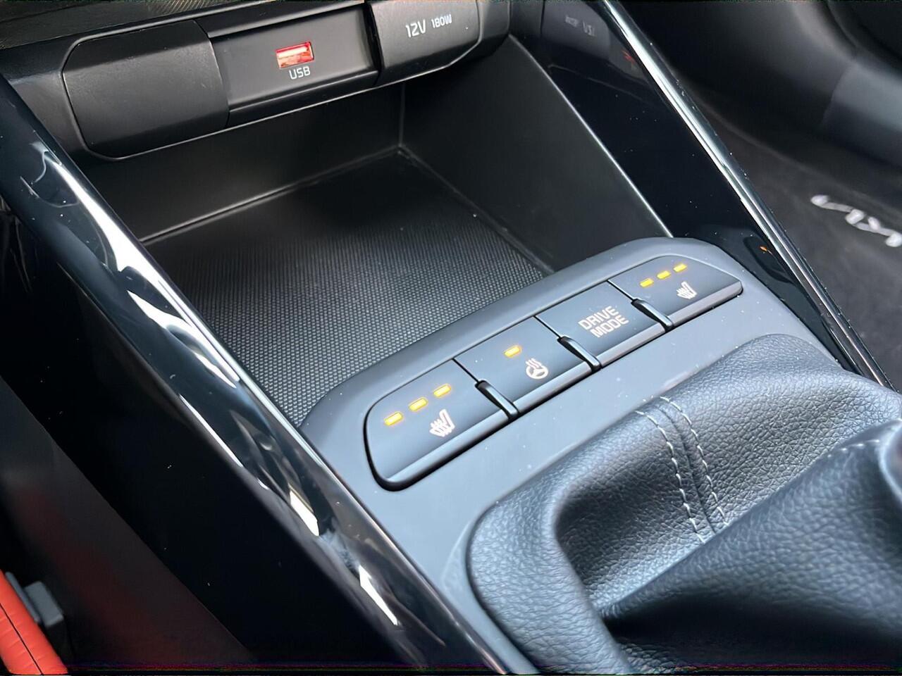 KIA Stonic 1.0 T-GDi MHEV DynamicPlusLine | Stoelverwarming | Navi | Camera | Key-Less | LED |