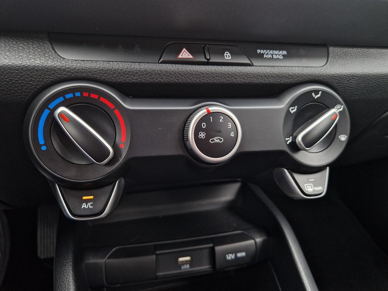 KIA Stonic 1.0 T-GDi MHEV ComfortLine