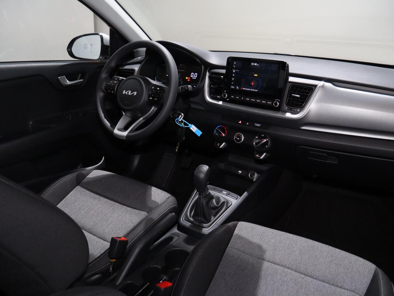 KIA Stonic 1.0 T-GDi MHEV ComfortLine | vanaf ¤ 329,- per maand | Achteruitrijcamera | Parkeersensoren achter | Navigatiesysteem | Cruise control | Actieve rijbaanassistentie |