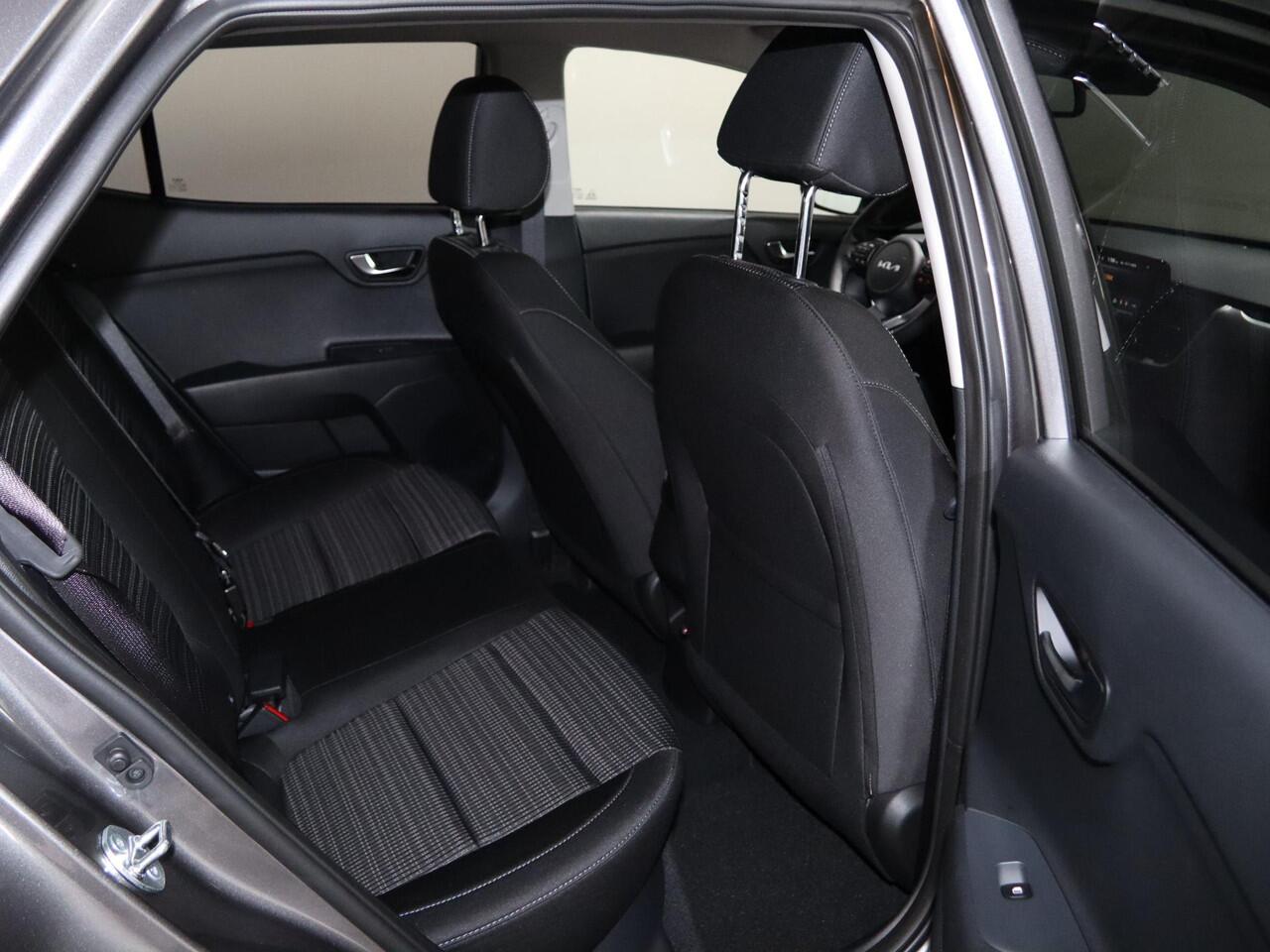 KIA Stonic 1.0 T-GDi MHEV DynamicPlusLine | LED-koplampen | Stoelverwarming vóór | Achteruitrijcamera | stuurwiel verwarmd |