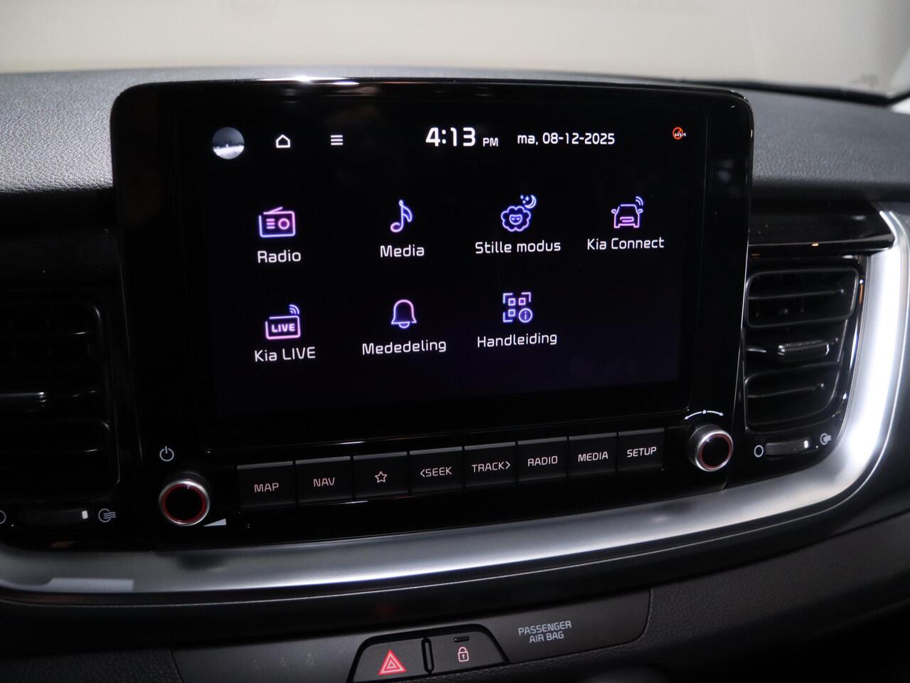 KIA Stonic 1.0 T-GDi MHEV DynamicPlusLine | vanaf ¤ 349,- per maand | Stoel/Stuurwielverwarming | Keyless | Navigatie | Achteruitrijcamera | Climate control