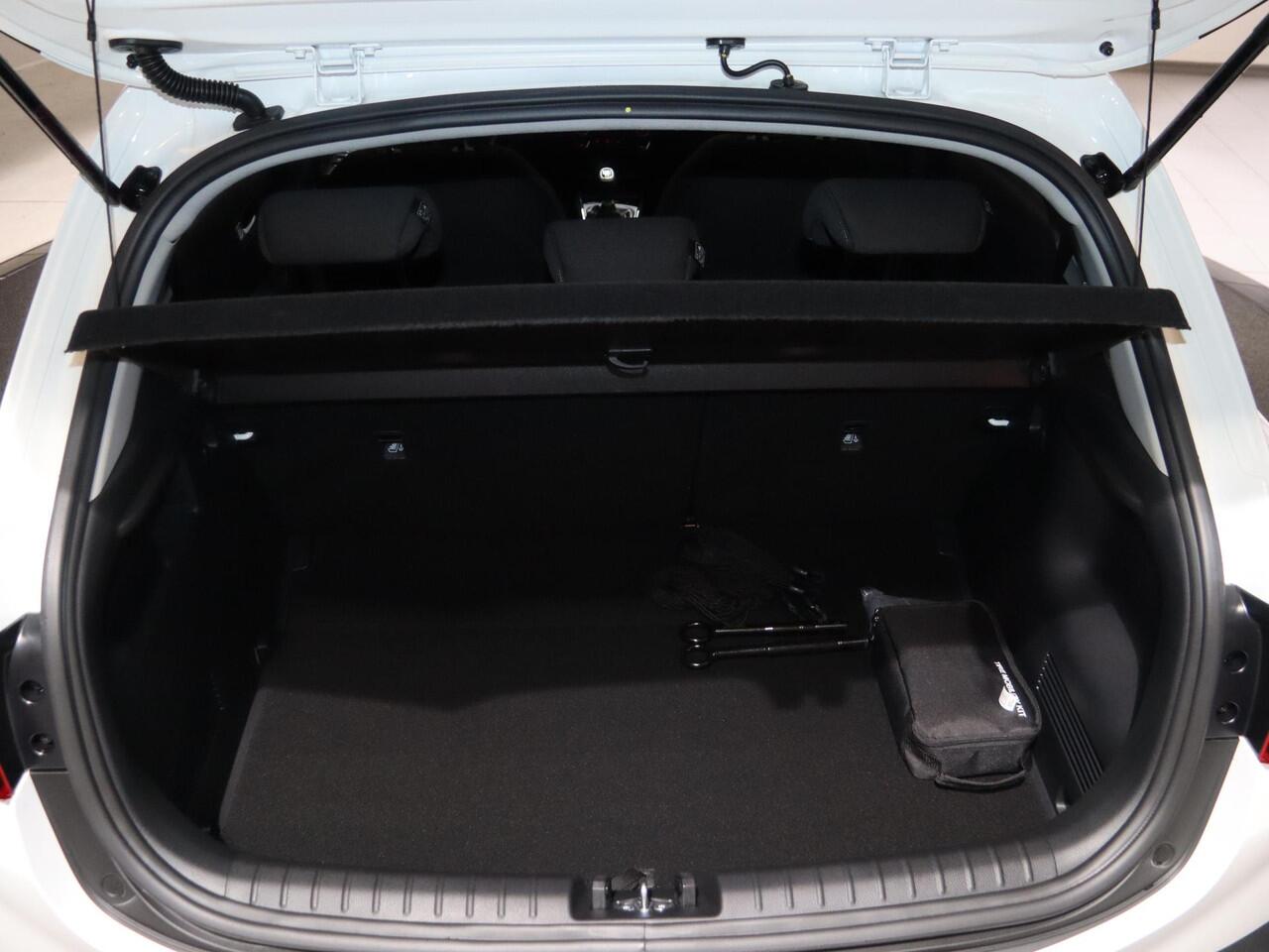 KIA Stonic 1.0 T-GDi MHEV DynamicPlusLine | vanaf ¤ 349,- per maand | Stoel/Stuurwielverwarming | Keyless | Navigatie | Achteruitrijcamera | Climate control