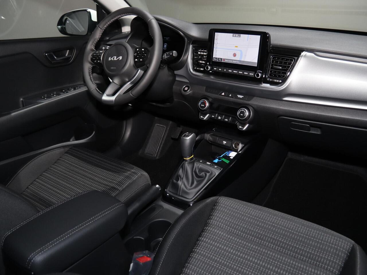 KIA Stonic 1.0 T-GDi MHEV DynamicPlusLine | vanaf ¤ 349,- per maand | Stoel/Stuurwielverwarming | Keyless | Navigatie | Achteruitrijcamera | Climate control