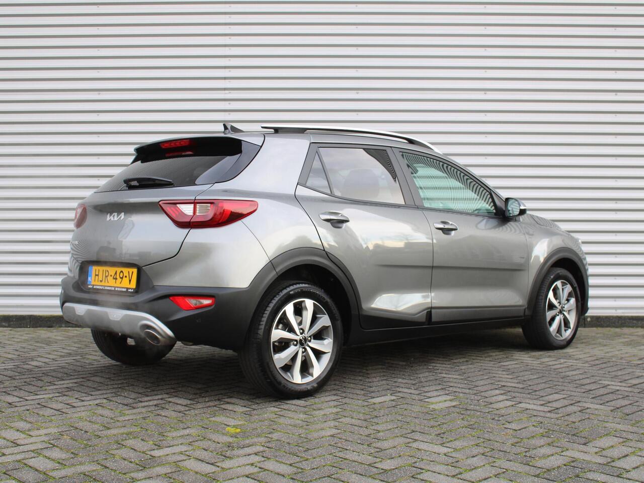 KIA Stonic 1.0 T-GDi MHEV DynamicPlusLine | Stuur-/stoelverwarming | Camera | Clima | Cruise | 16" LM | Navi | LED | Keyless |