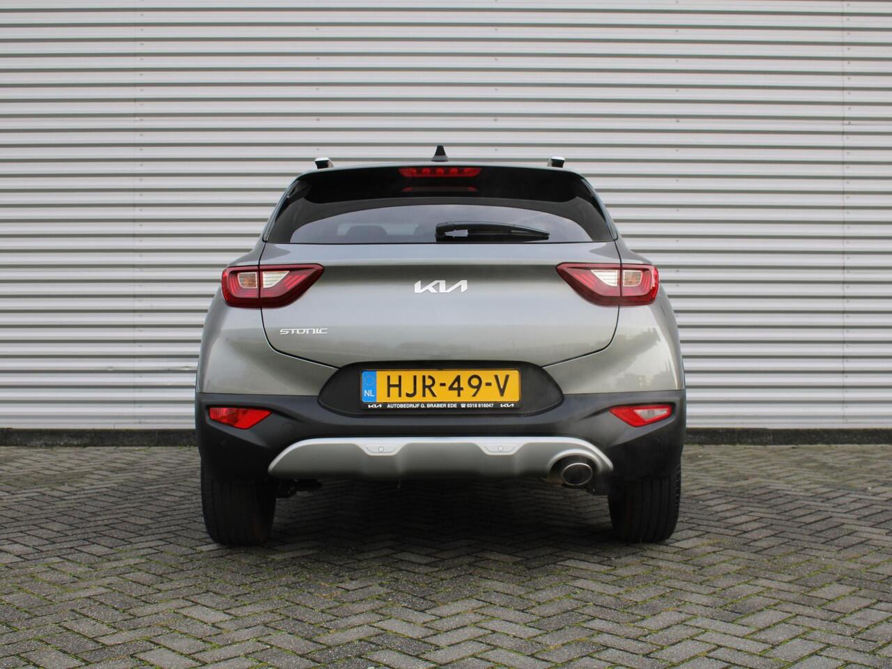 KIA Stonic 1.0 T-GDi MHEV DynamicPlusLine | Stuur-/stoelverwarming | Camera | Clima | Cruise | 16" LM | Navi | LED | Keyless |