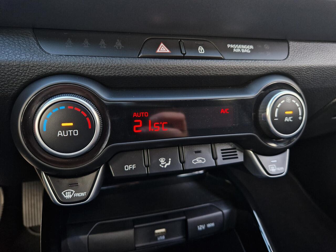 KIA Stonic 1.0 T-GDi MHEV DynamicLine | LED | Climate | Camera | Navi | Cruise |