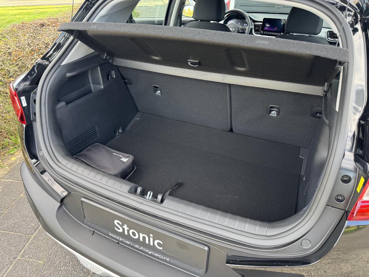 KIA Stonic 1.0 T-GDi MHEV DynamicLine Nu ¤2.945,- voordeel! Nu tijdelijk extra scherp geprijsd!