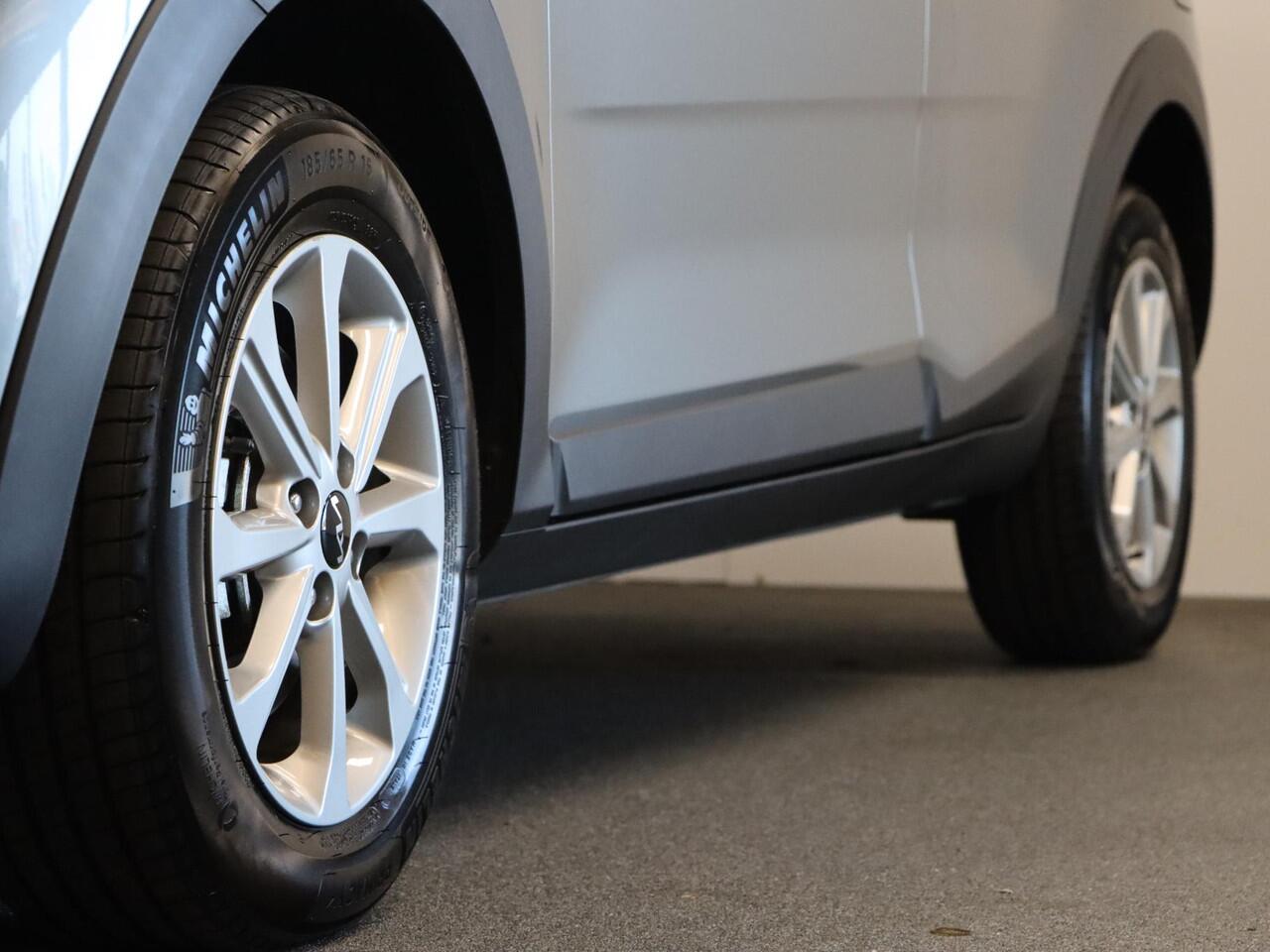 KIA Stonic 1.0 T-GDi MHEV DynamicLine