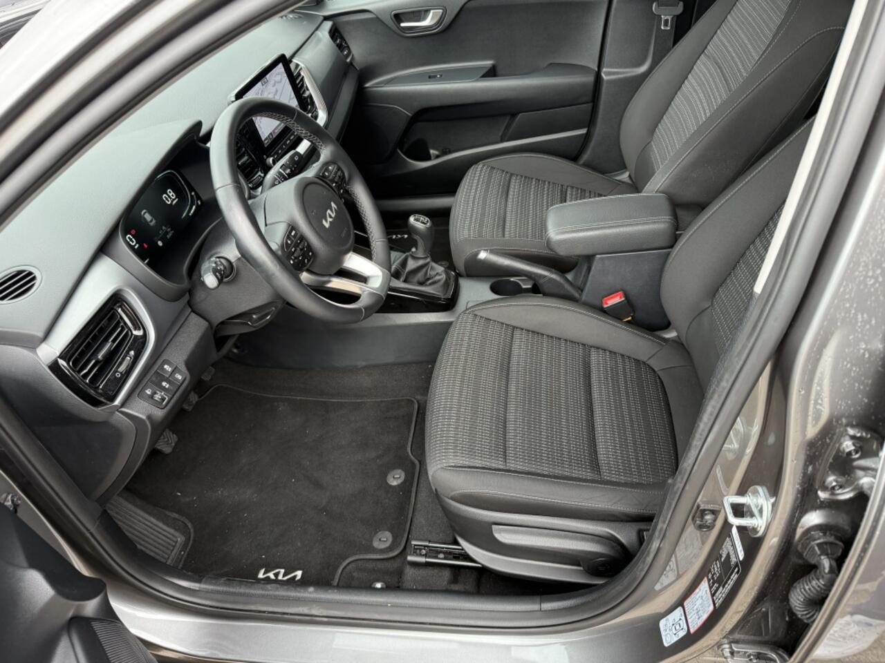 KIA Stonic 1.0 T-GDi MHEV DynamicLine NAVI + CAMERA
