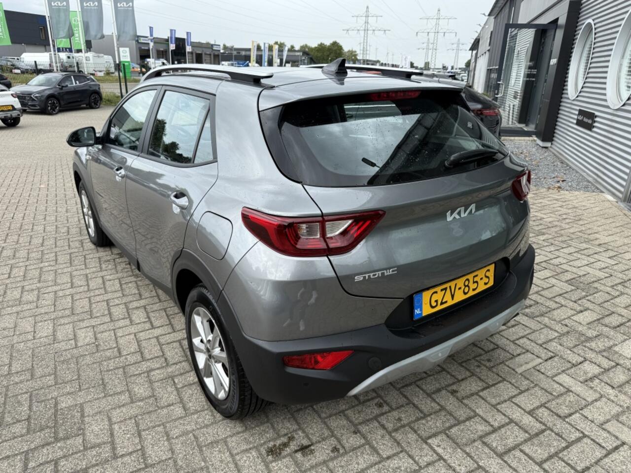 KIA Stonic 1.0 T-GDi MHEV DynamicLine NAVI + CAMERA