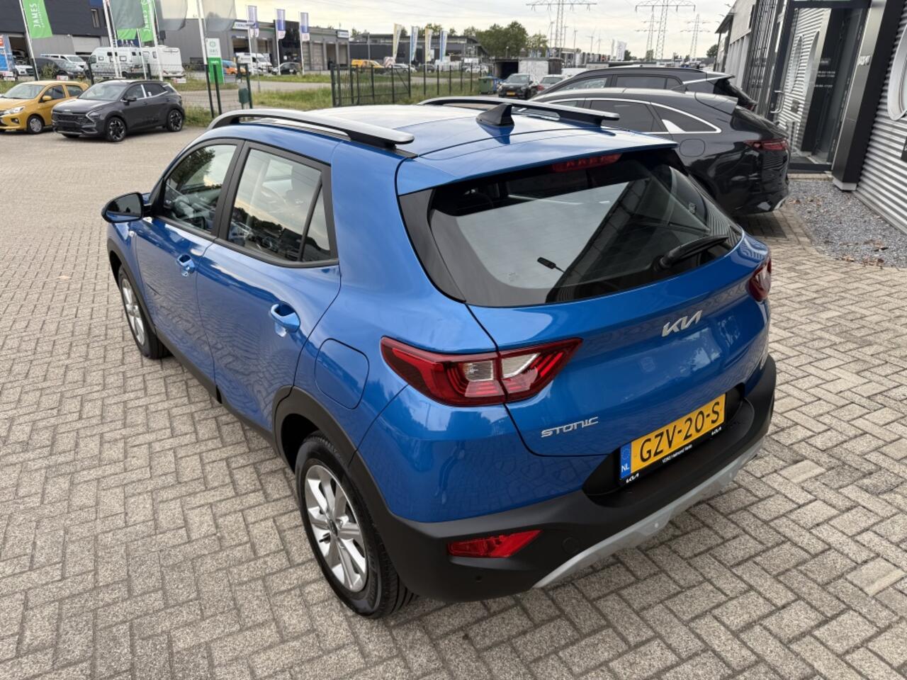 KIA Stonic 1.0 T-GDi MHEV DynamicLine NAVI + CAMERA