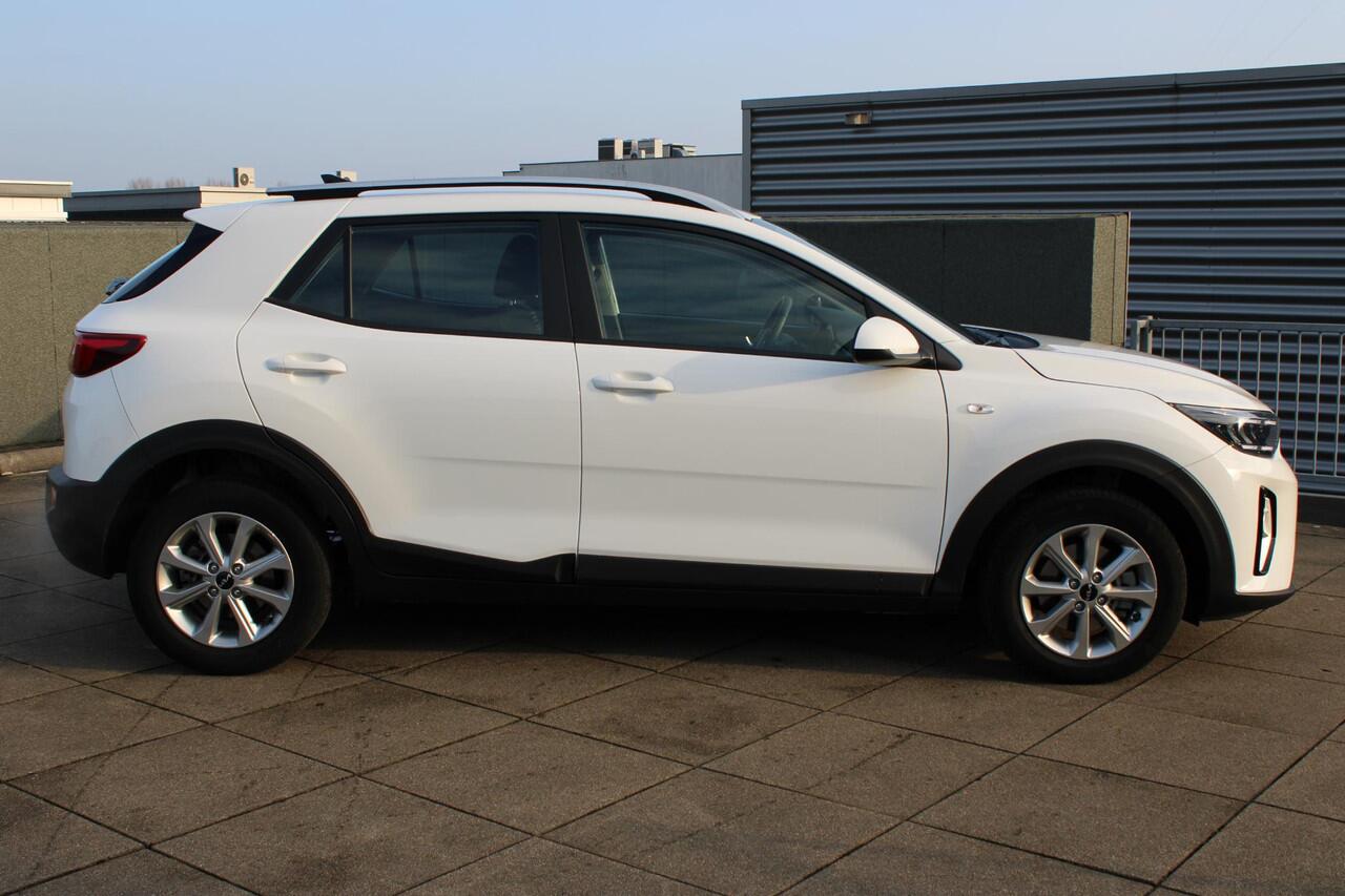 KIA Stonic 1.0 T-GDi MHEV DynamicLine NAVIGATIE | PARKEERSENSOREN | ACHTERUITRIJCAMERA