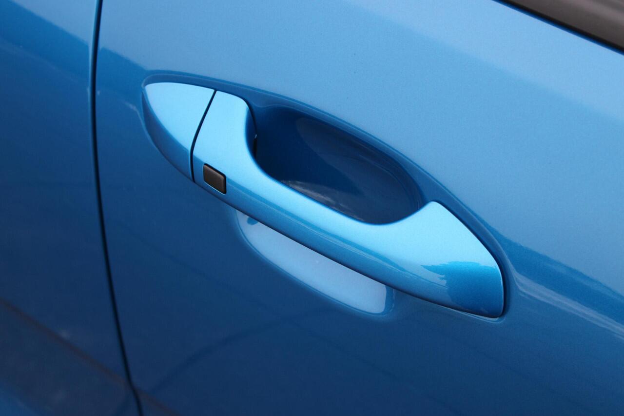 KIA Stonic 1.0 T-GDi MHEV DynamicPlusLine Stuur+Stoel verwarming / Clima / LMV / Navigatie / Camera