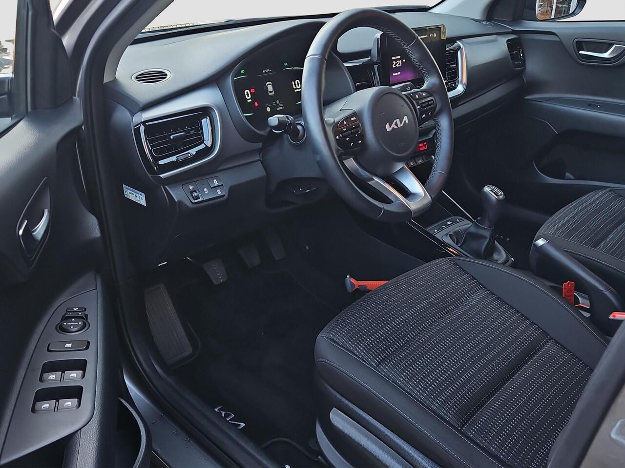 KIA Stonic 1.0 T-GDi MHEV DynamicPlusLine | LED | Stoel- en Stuurverwarming | Cruise | Navi | Clima |