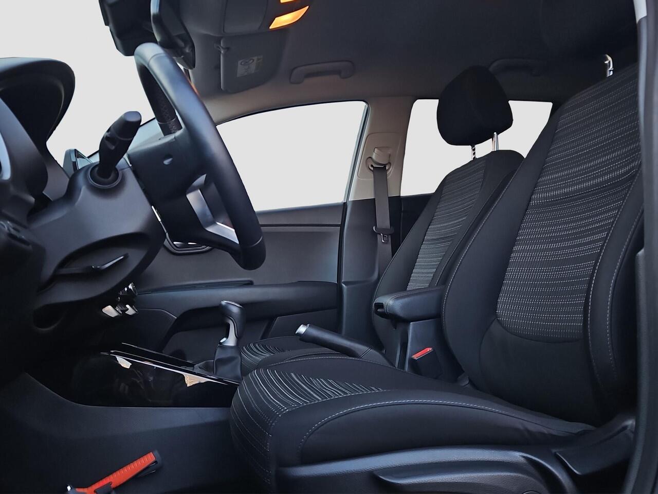 KIA Stonic 1.0 T-GDi MHEV DynamicPlusLine | LED | Stoel- en Stuurverwarming | Cruise | Navi | Clima |