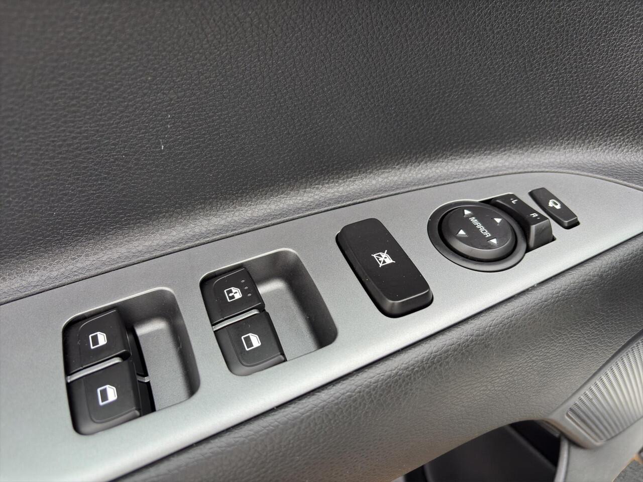 KIA Stonic 1.0 T-GDi MHEV GT-Line Cruise | Start/Stop | Half-leder | Stoel- en Stuurverwarming | LED | Camera | LMV |