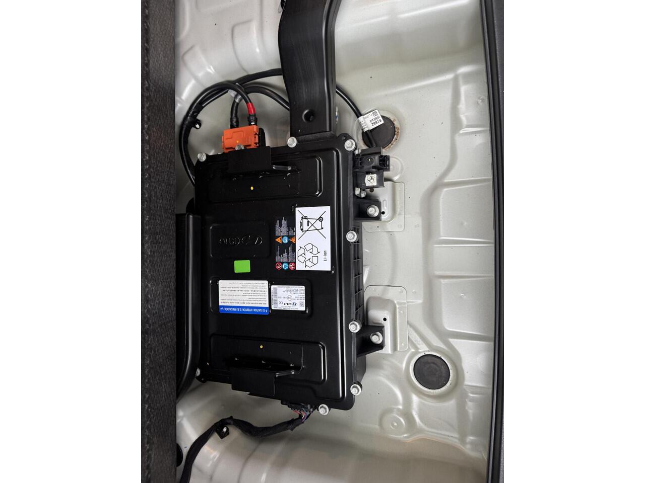 KIA Stonic 1.0 T-GDi MHEV DynamicPlusLine Clima | Camera | Cruise | Privacyglass | Keyless