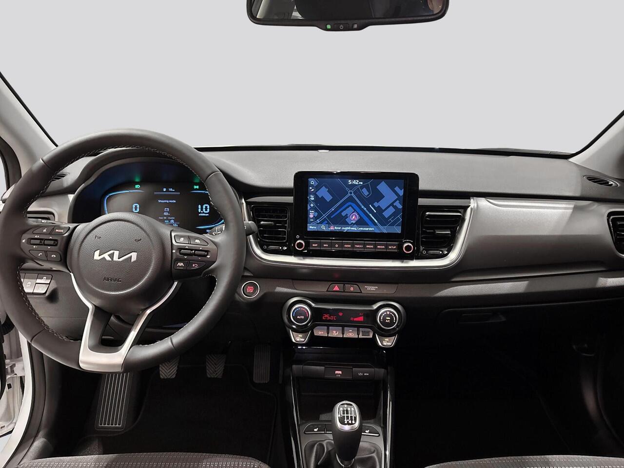 KIA Stonic 1.0 T-GDi MHEV DynamicPlusLine | vanaf ¤ 439,- per maand | Stoel/Stuurwielverwarming | Keyless | Navigatie | Achteruitrijcamera | Climate control