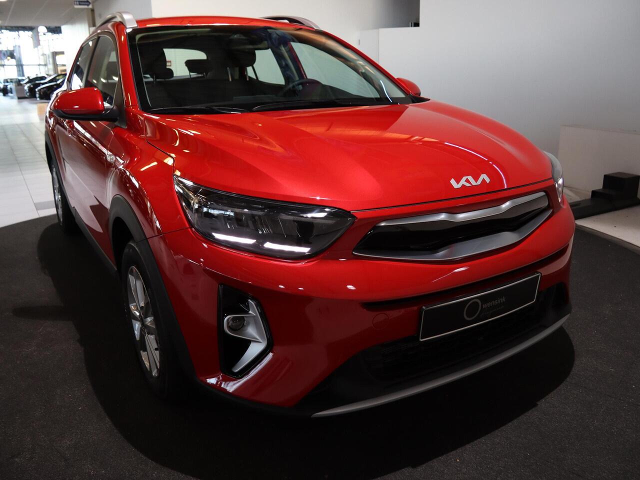 KIA Stonic 1.0 T-GDi MHEV DynamicLine | vanaf ¤ 429,- per maand | Keyless | LED-koplampen | Stoelverwarming vóór | Achteruitrijcamera | stuurwiel verwarmd |
