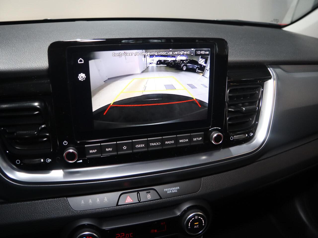 KIA Stonic 1.0 T-GDi MHEV DynamicLine | Keyless | LED-koplampen | Stoelverwarming vóór | Achteruitrijcamera | stuurwiel verwarmd |