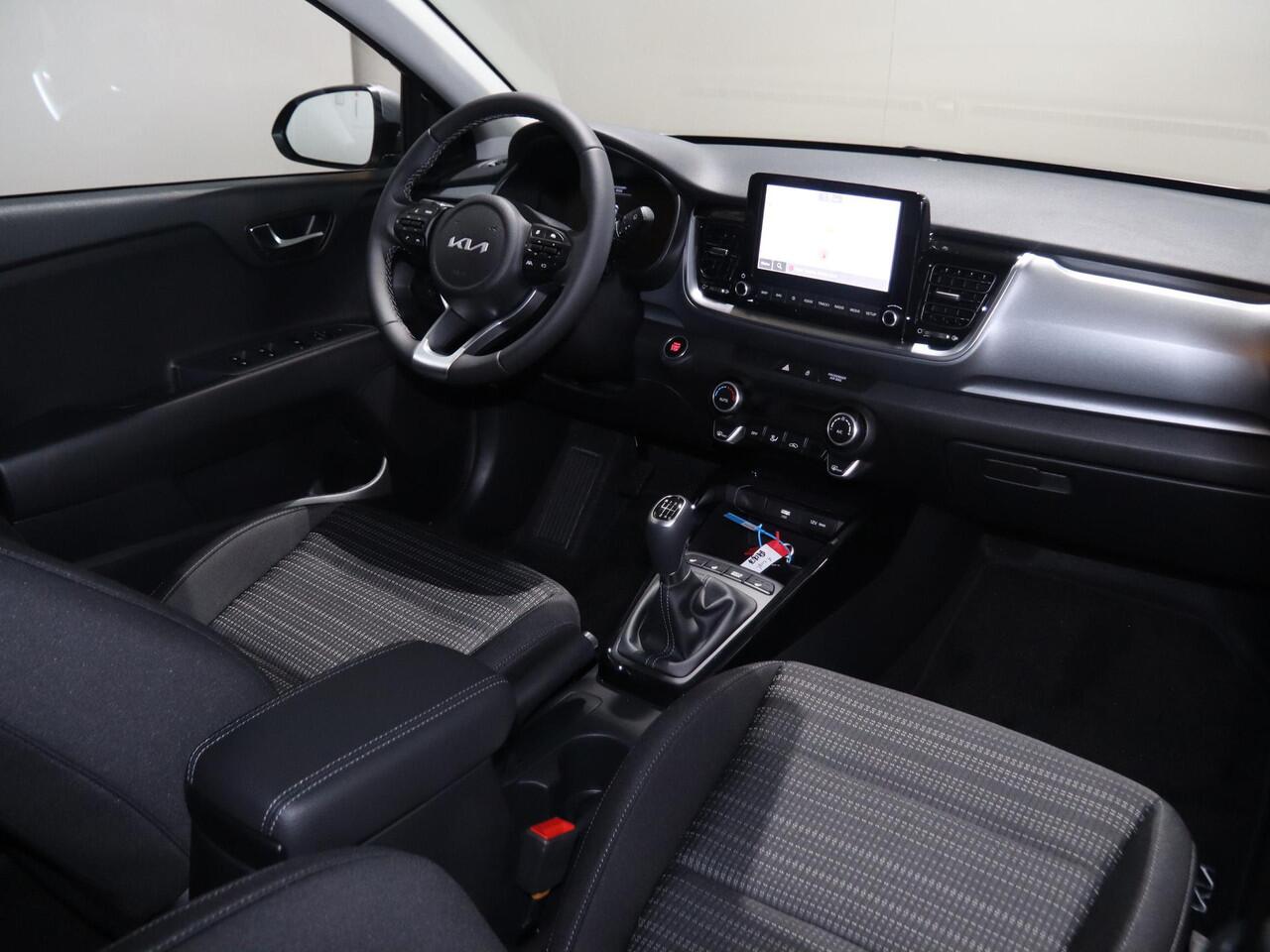 KIA Stonic 1.0 T-GDi MHEV DynamicPlusLine | LED-koplampen | Stoelverwarming vóór | Achteruitrijcamera | stuurwiel verwarmd |