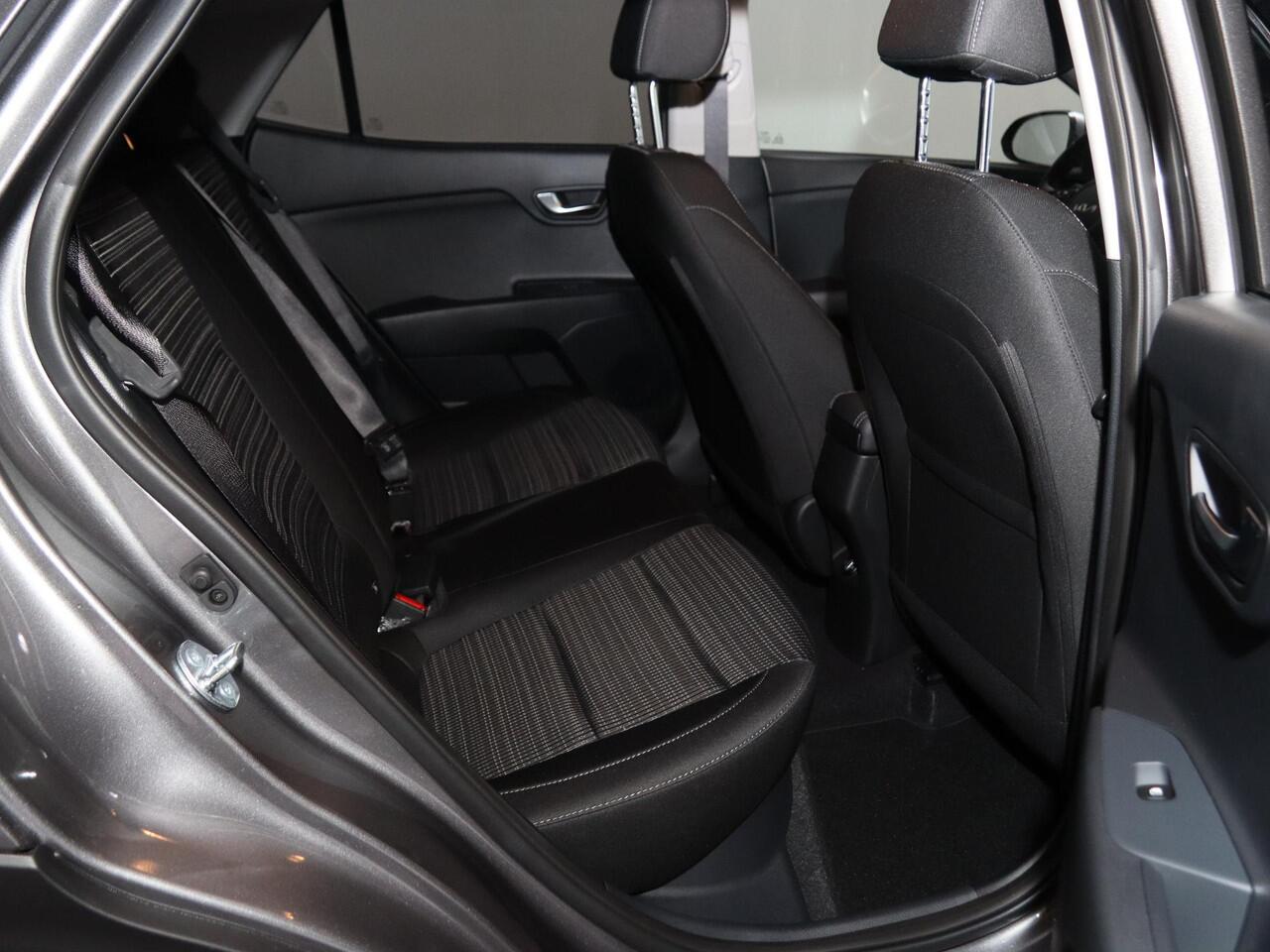 KIA Stonic 1.0 T-GDi MHEV DynamicPlusLine | LED-koplampen | Stoelverwarming vóór | Achteruitrijcamera | stuurwiel verwarmd |