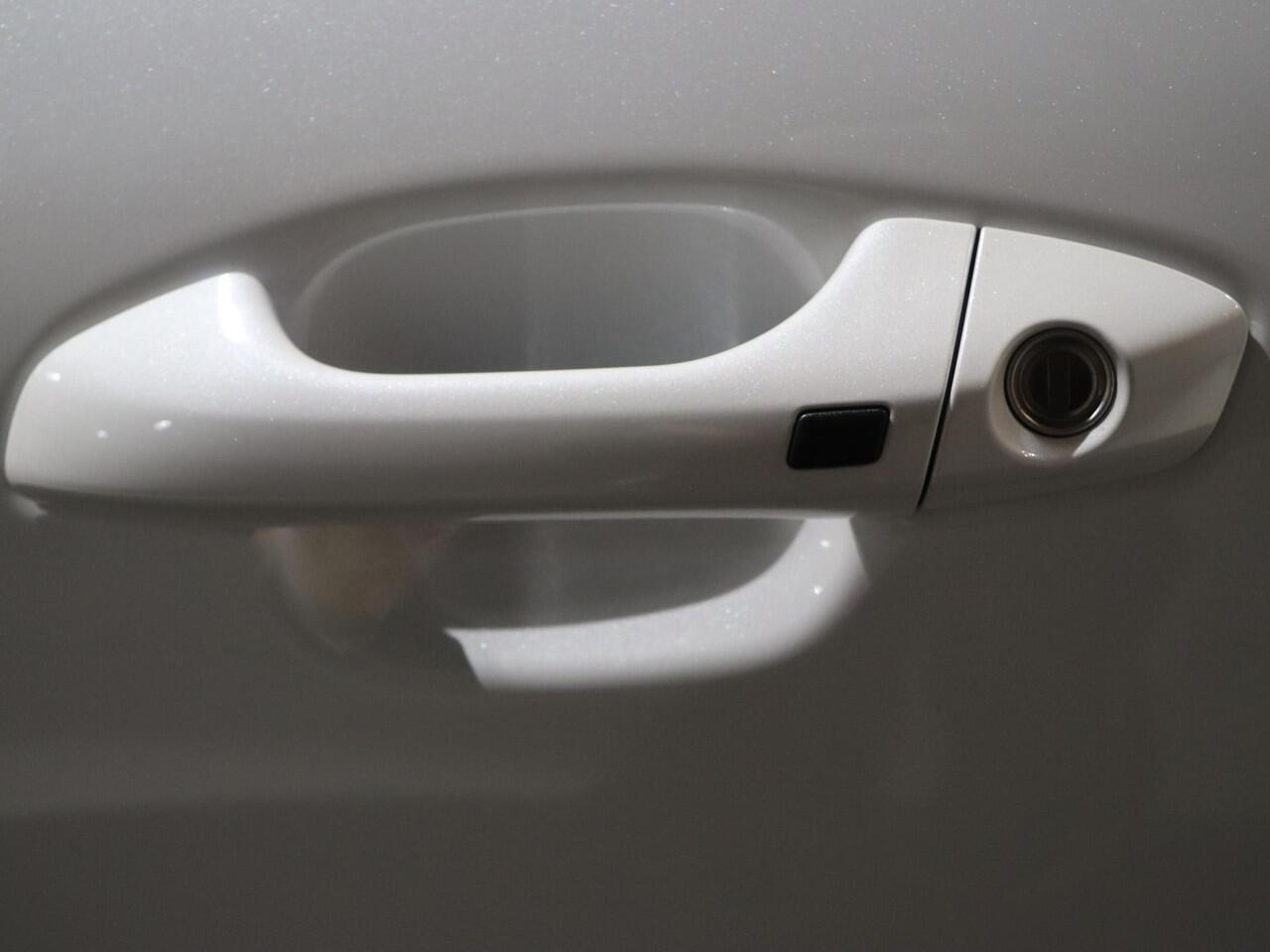 KIA Stonic 1.0 T-GDi MHEV DynamicPlusLine | LED-koplampen | Stoelverwarming vóór | Achteruitrijcamera | stuurwiel verwarmd |