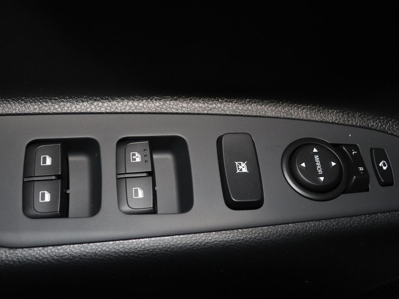 KIA Stonic 1.0 T-GDi MHEV DynamicPlusLine | LED-koplampen | Stoelverwarming vóór | Achteruitrijcamera | stuurwiel verwarmd |