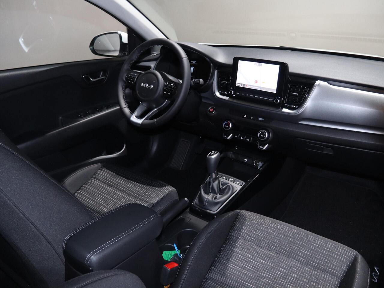 KIA Stonic 1.0 T-GDi MHEV DynamicPlusLine | LED-koplampen | Stoelverwarming vóór | Achteruitrijcamera | stuurwiel verwarmd |