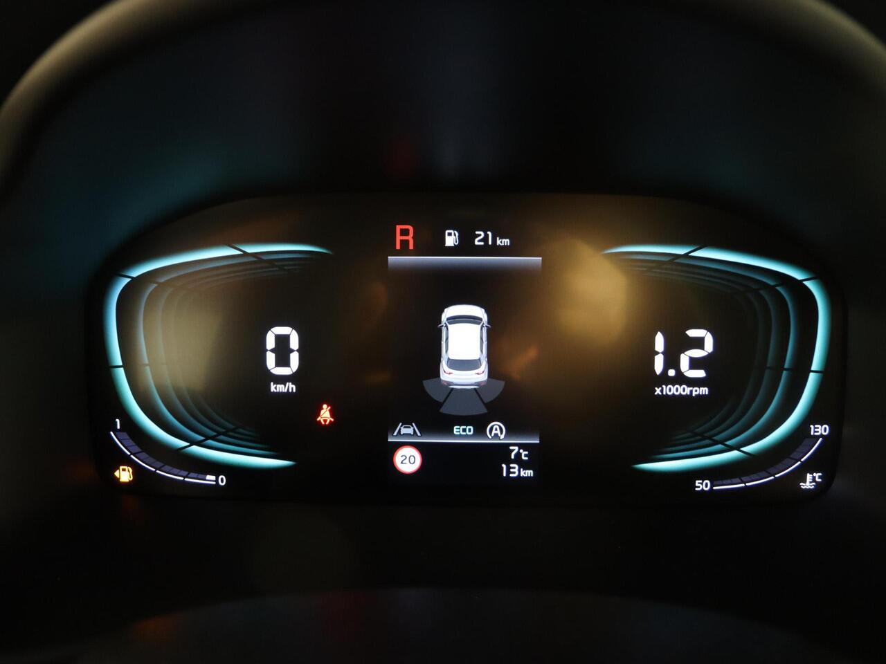 KIA Stonic 1.0 T-GDi MHEV ComfortLine | Achteruitrijcamera | Parkeersensoren achter | Navigatiesysteem | Cruise control | Actieve rijbaanassistentie |