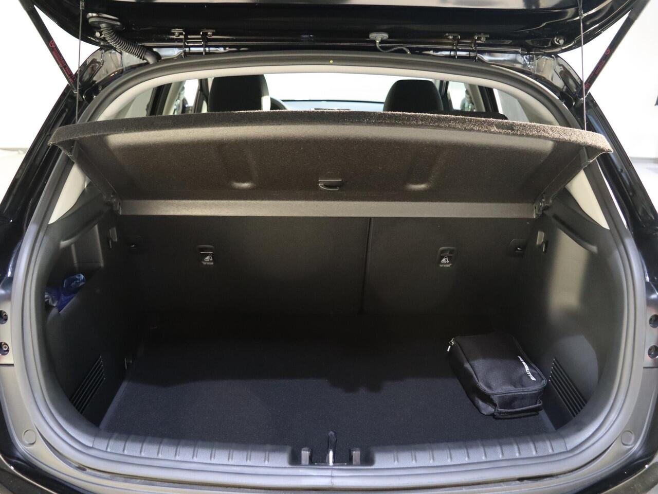 KIA Stonic 1.0 T-GDi MHEV ComfortLine | Achteruitrijcamera | Parkeersensoren achter | Navigatiesysteem | Cruise control | Actieve rijbaanassistentie |