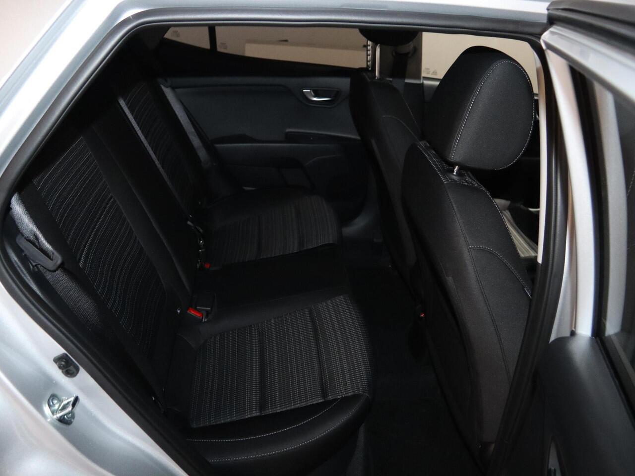 KIA Stonic 1.0 T-GDi MHEV DynamicPlusLine | LED-koplampen | Stoelverwarming vóór | Achteruitrijcamera | stuurwiel verwarmd |