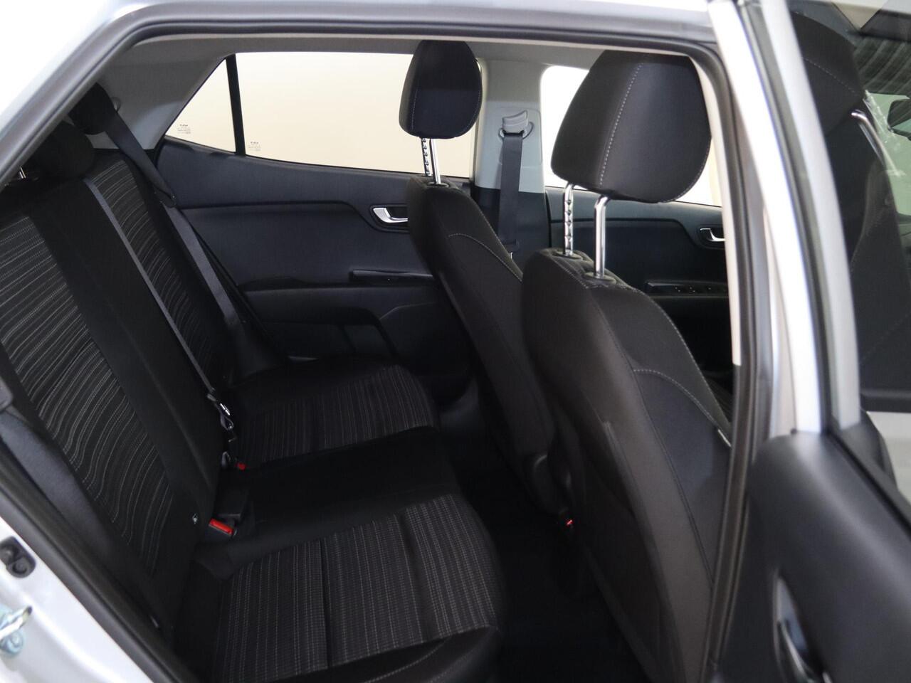 KIA Stonic 1.0 T-GDi MHEV DynamicPlusLine | LED-koplampen | Stoelverwarming vóór | Achteruitrijcamera | stuurwiel verwarmd |