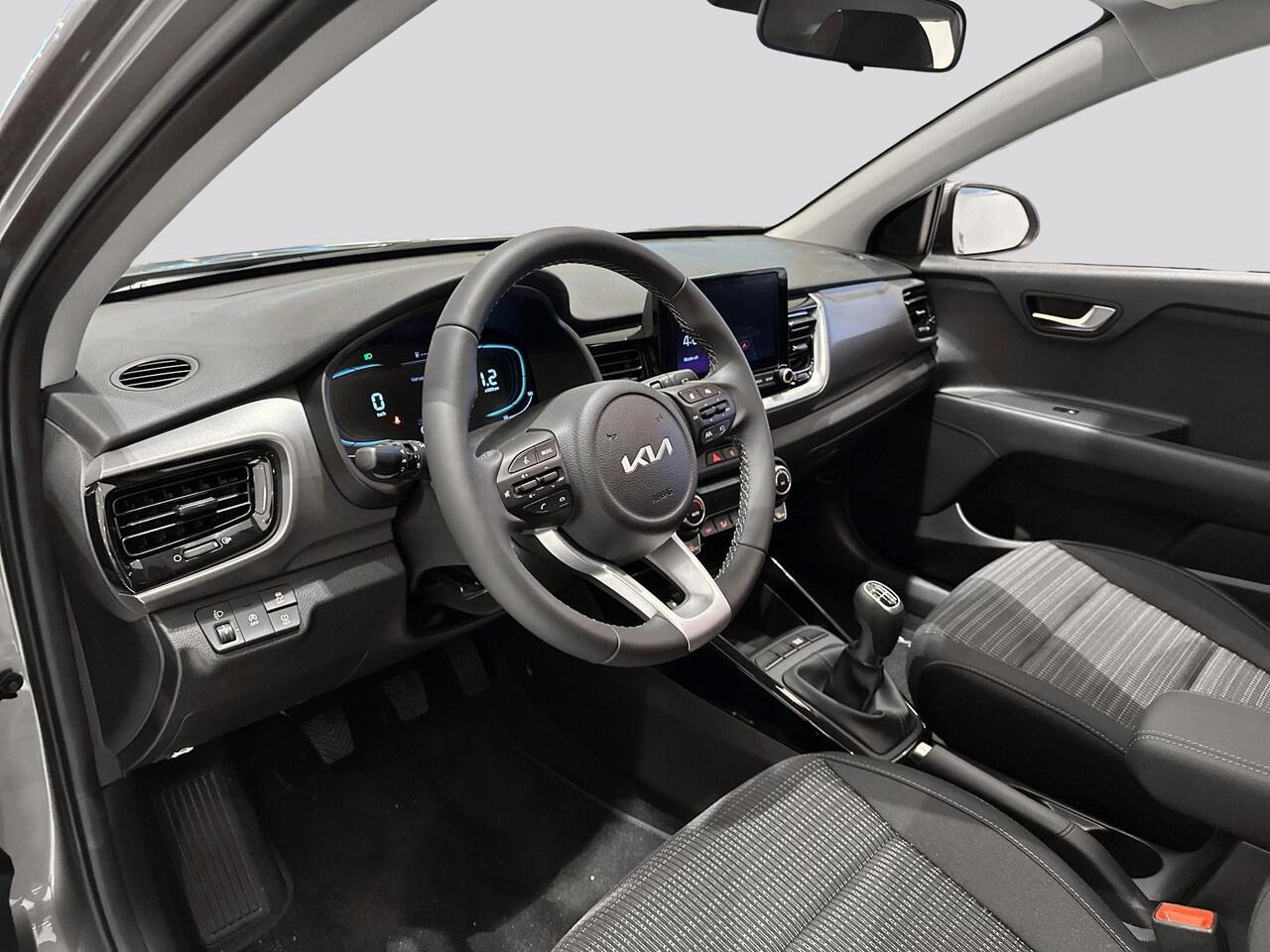 KIA Stonic 1.0 T-GDi MHEV DynamicLine | LED-koplampen | Cruisecontrol | Achteruitrijcamera | Dakrails | lichtmetalen velgen |