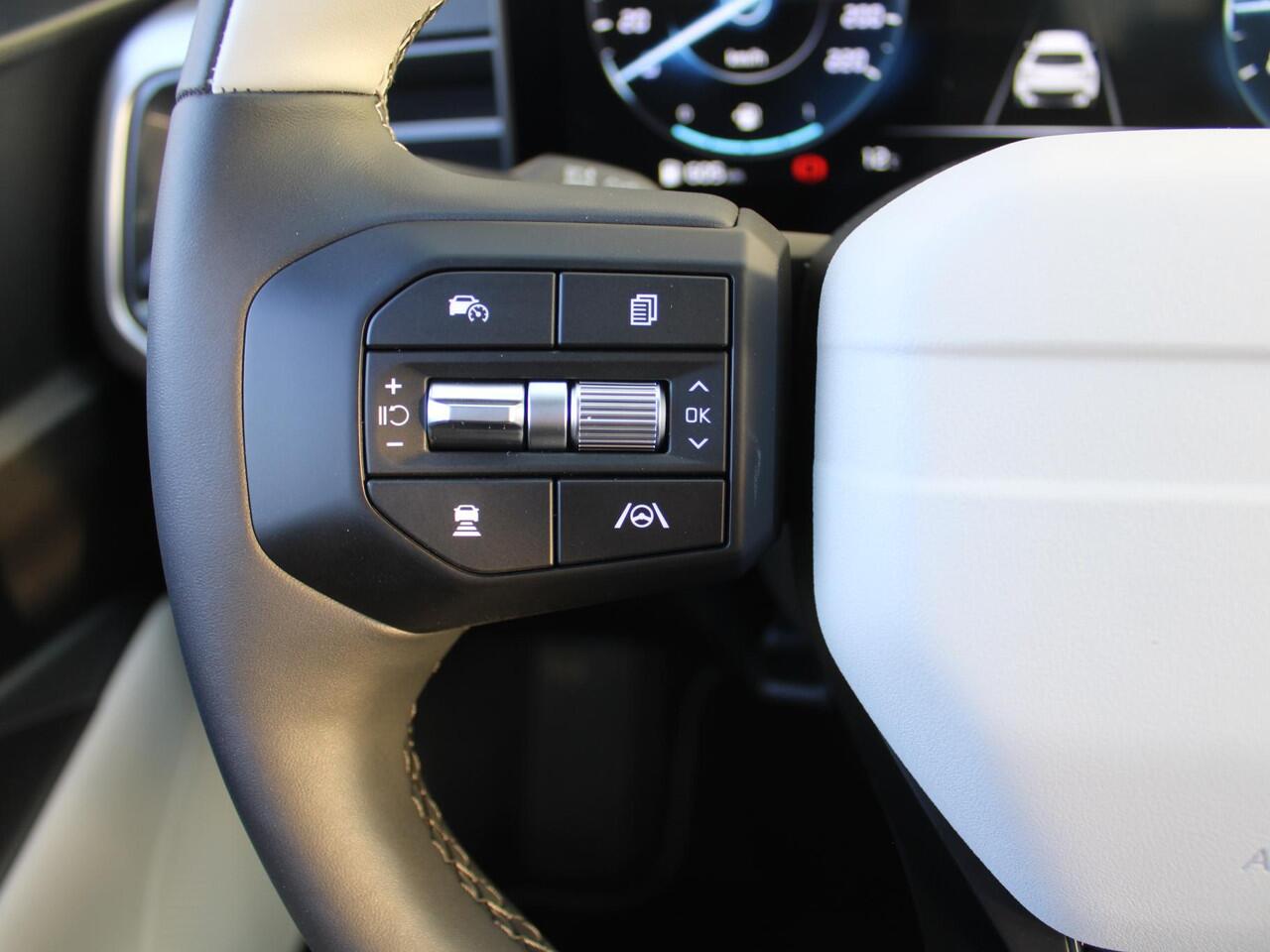 KIA Stonic 1.0 T-GDi MHEV GT-Line | Stuur-/stoelverwarming | Schuifdak | Camera | Cruise adapt. | Dodehoek detectie | Clima | Navi | 17" LM | LED |