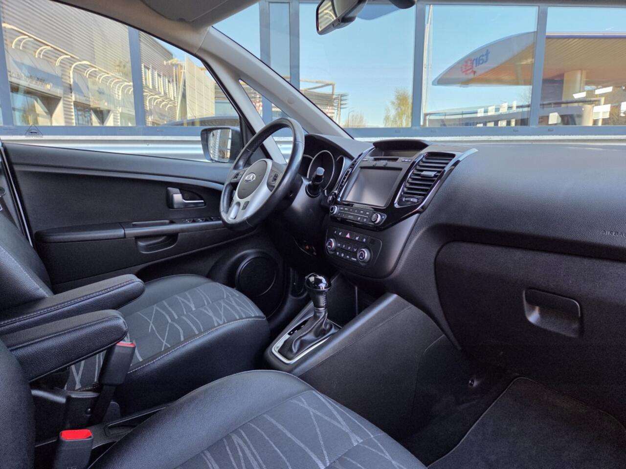 KIA VENGA 1.6 CVVT 125pk A/T DynamicPlusLine | Navi | Stoel verw.