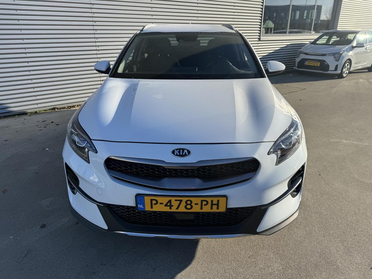 KIA Xceed 1.0 T-GDi ComfortLine Airco | Navi via AppleCarplay&AndroidAuto | Cruise| LM velgen | Stoel&Stuurverw.