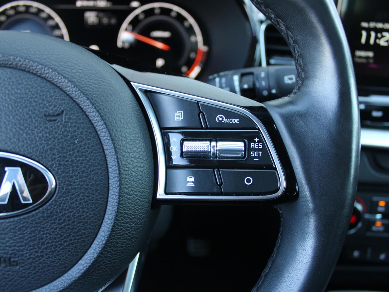 KIA Xceed 1.6 T-GDi ExecutiveLine | Trekhaak | Camera | 18" LM | Zeer mooie auto! | Panoramadak | Winterset op LM | 204 PK!! |