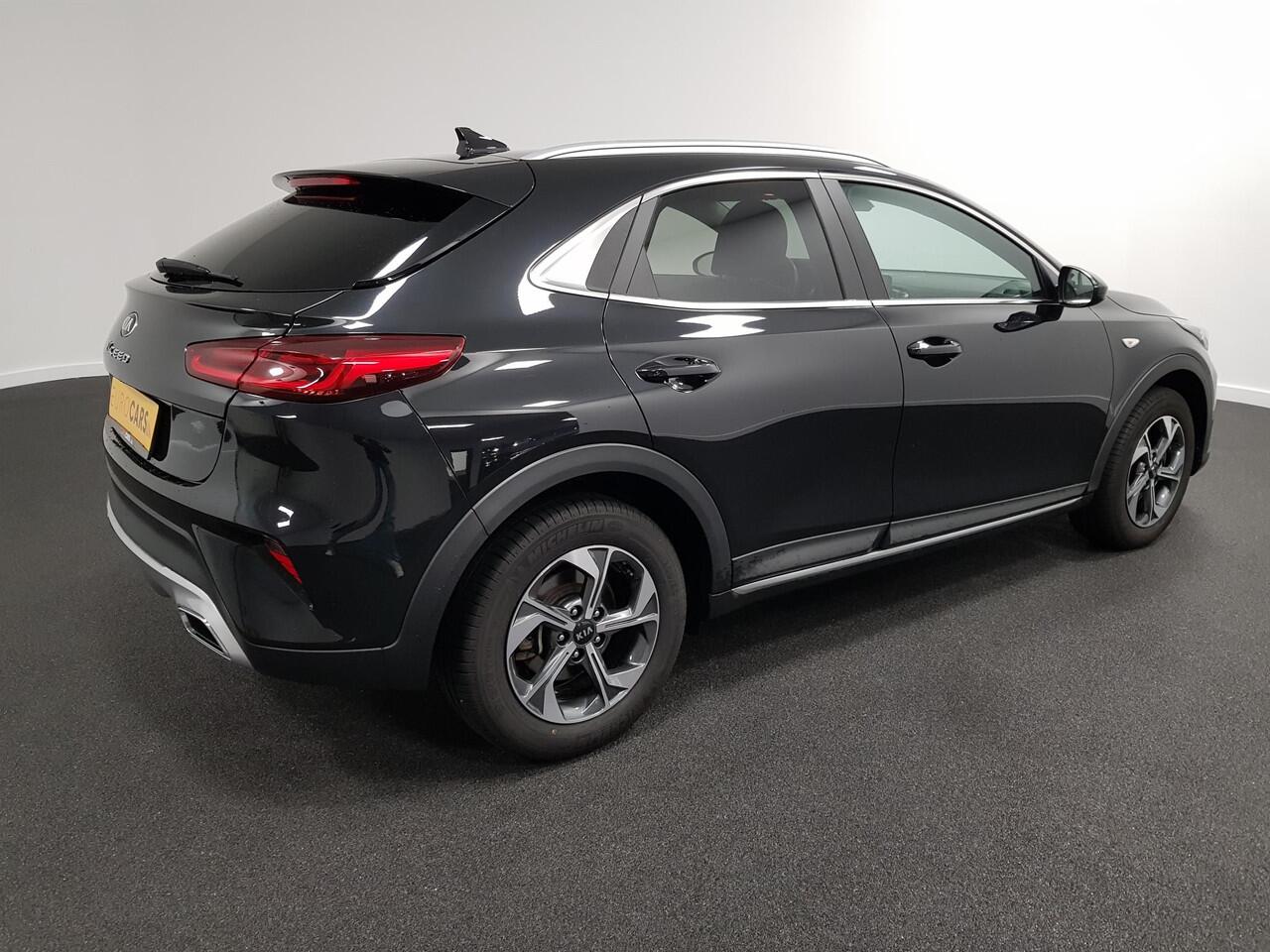 KIA Xceed 1.0 T-GDi 120pk Active Line | Navigatie | Climate Control | Camera | Parkeer Sensoren | Led | Stoel en stuurverwarming