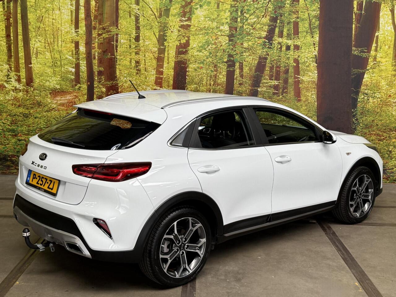 KIA Xceed 1.0 T-GDi ComfortLine 120 PK Airco Navi Camera Apple Carplay Trekhaak LED 18 Inch Cruise Control Rijstrook