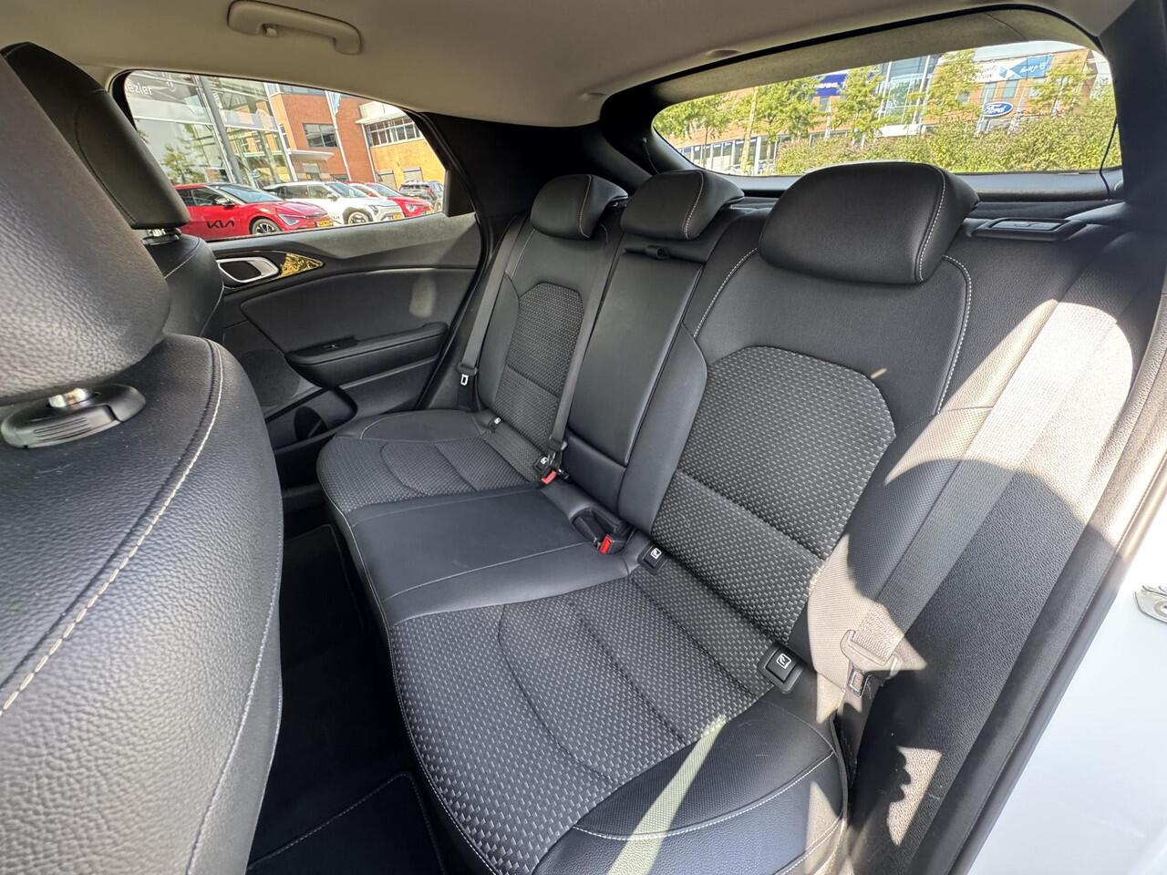 KIA Xceed 1.0 T-GDi DynamicPlusLine | Dealeronderhouden | Eerste Eigenaar | Stoel/Stuurverwarming | Keyless | Apple Carplay/Android Auto | Enz...