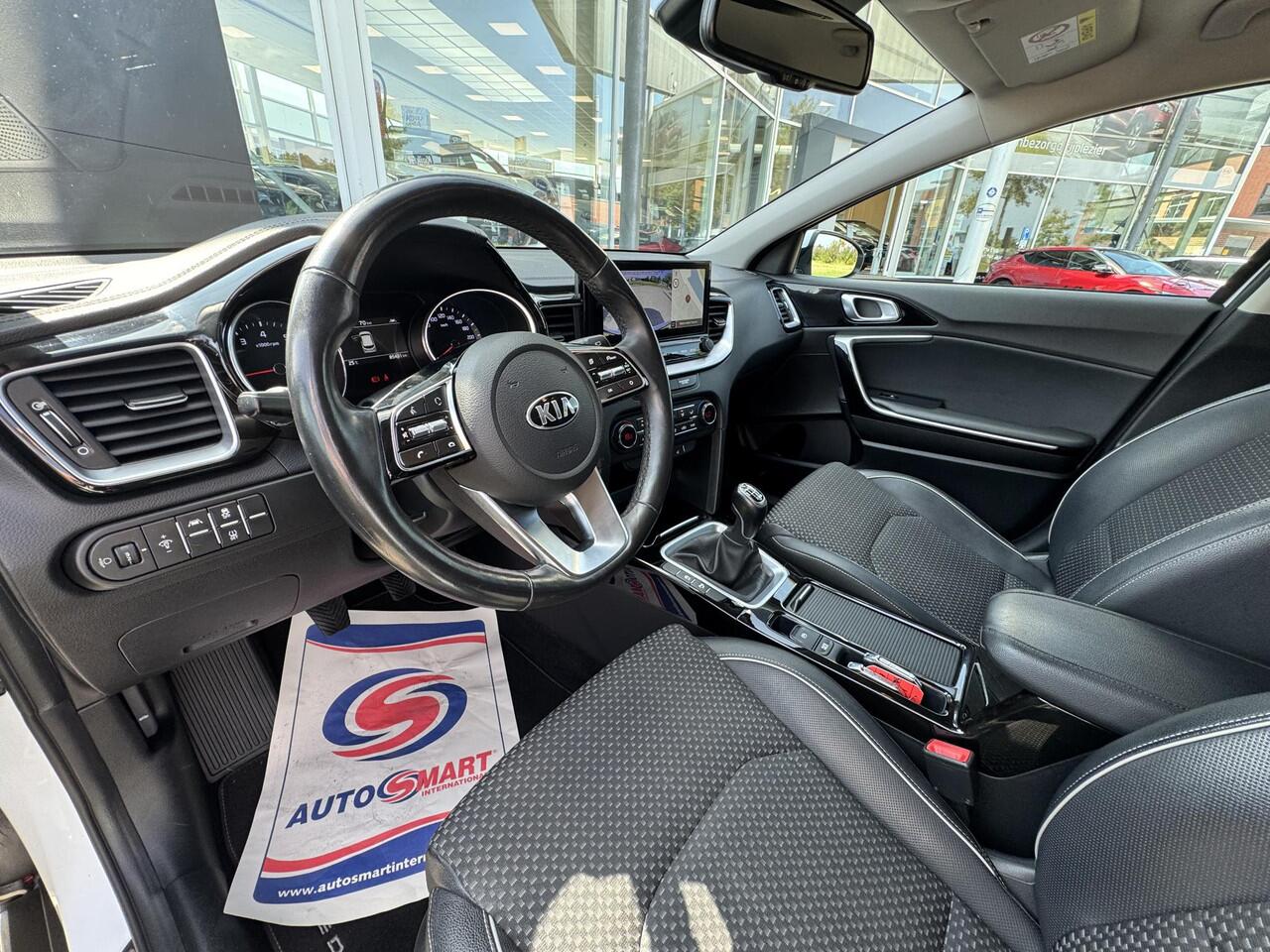 KIA Xceed 1.0 T-GDi DynamicPlusLine | Dealeronderhouden | Eerste Eigenaar | Stoel/Stuurverwarming | Keyless | Apple Carplay/Android Auto | Enz...