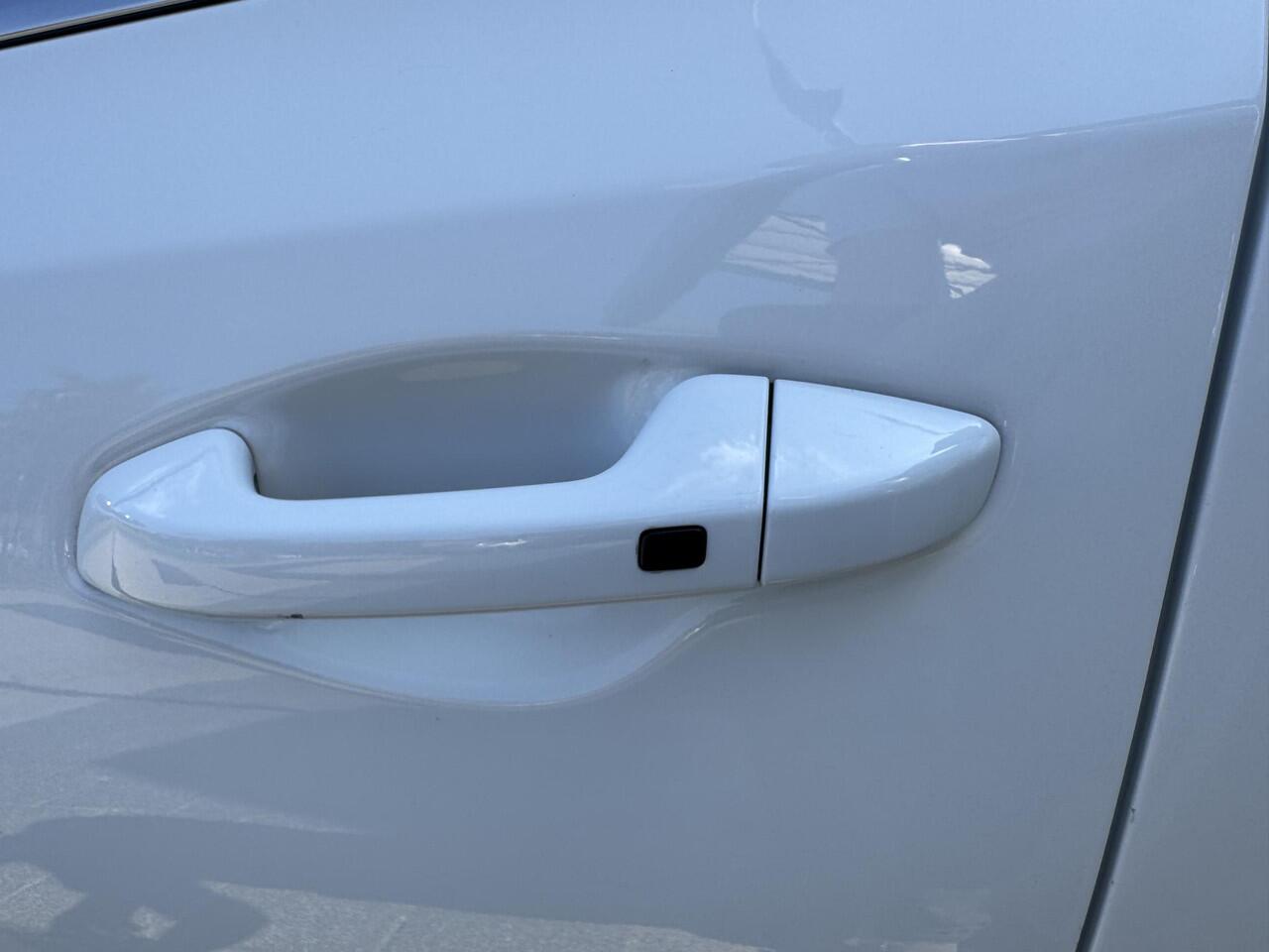 KIA Xceed 1.0 T-GDi DynamicPlusLine | Dealeronderhouden | Eerste Eigenaar | Stoel/Stuurverwarming | Keyless | Apple Carplay/Android Auto | Enz...