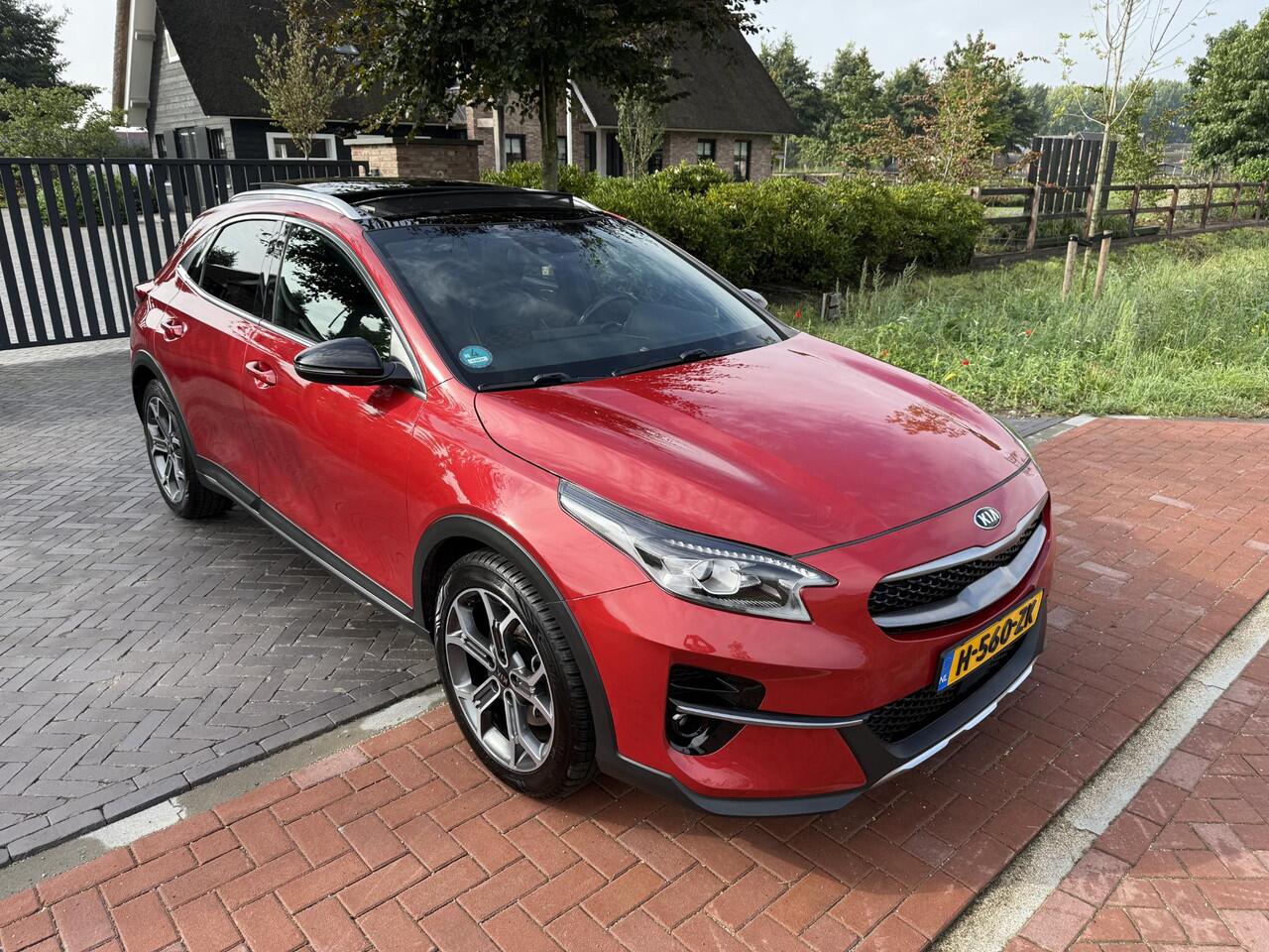 KIA Xceed 1.6 T-GDi DynamicPlusLine | 204 PK | Panoramadak | Trekhaak | Virtual cockpit | Dealer onderhouden |