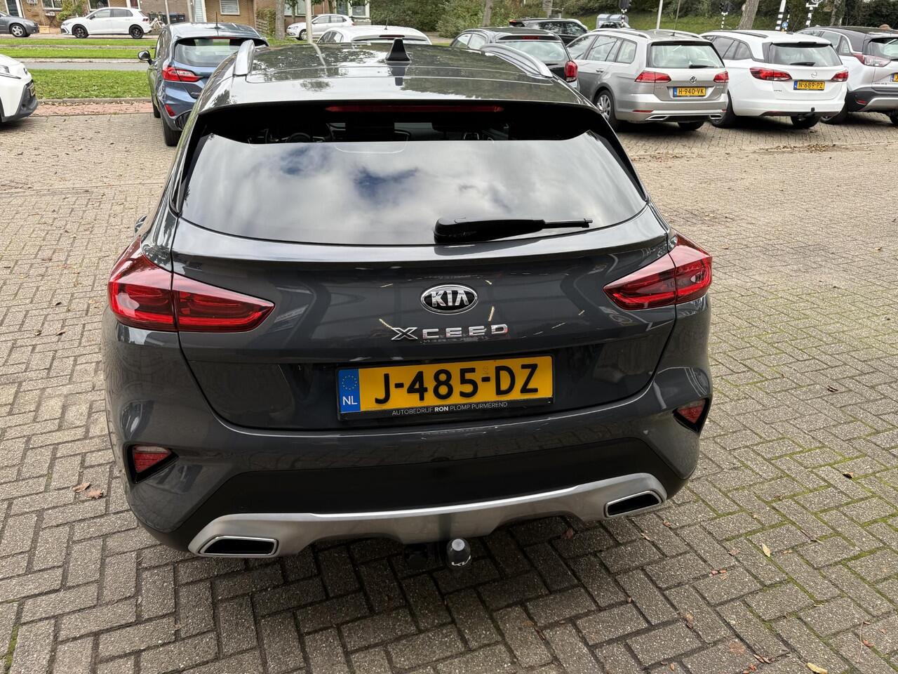 KIA Xceed 1.0 T-GDi DynamicPlusLine / TREKHAAK/ 1STE EIG/ CARPLAY/FULL LED/ CAMERA / LMV/ CLIMA/ KEYLESS